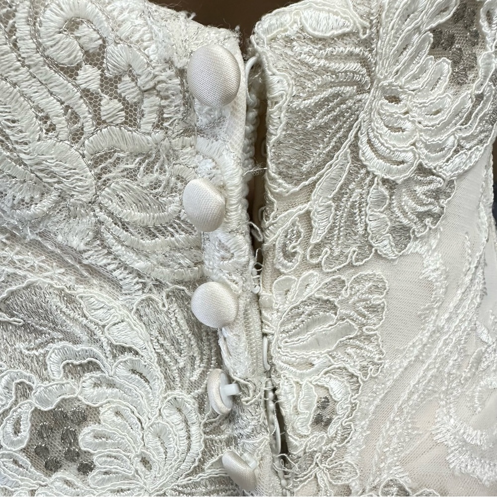 Allure Bridals Gown 9413 champagne ivory size 12 sweetheart princess - Picture 11 of 17